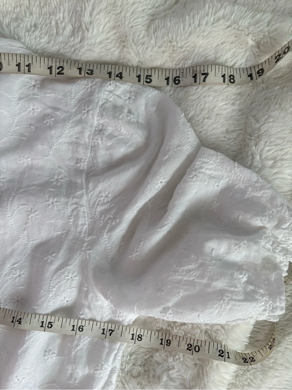 Old Navy White Embroidered Eyelet Wrap Blouse Puff Sleeve, Sz: Medium